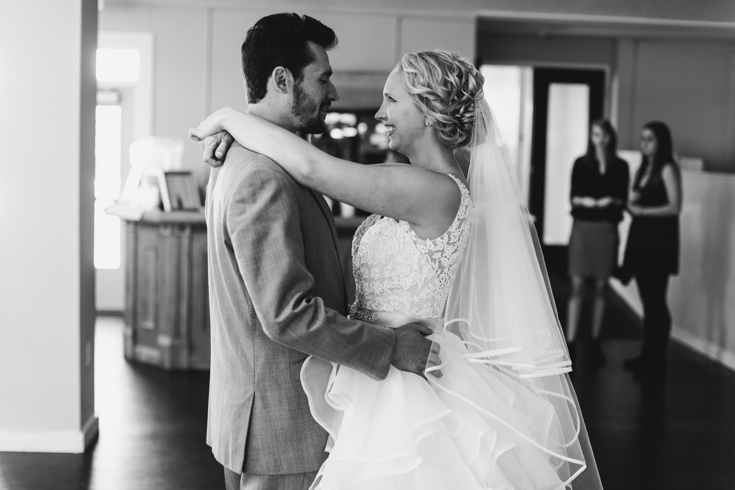 View More: http://courtneysmithphoto.pass.us/julieandjimmie