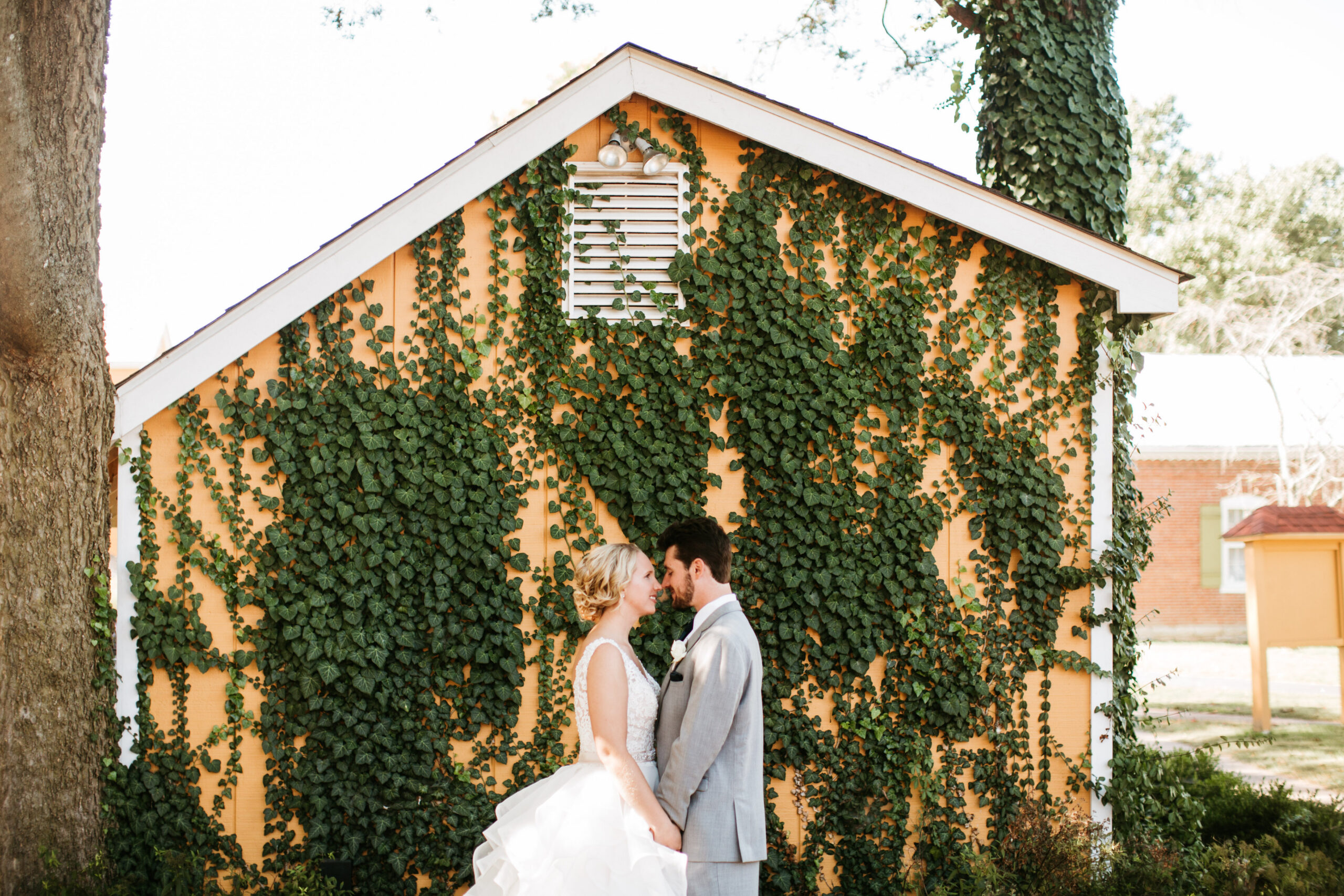 View More: http://courtneysmithphoto.pass.us/julieandjimmie