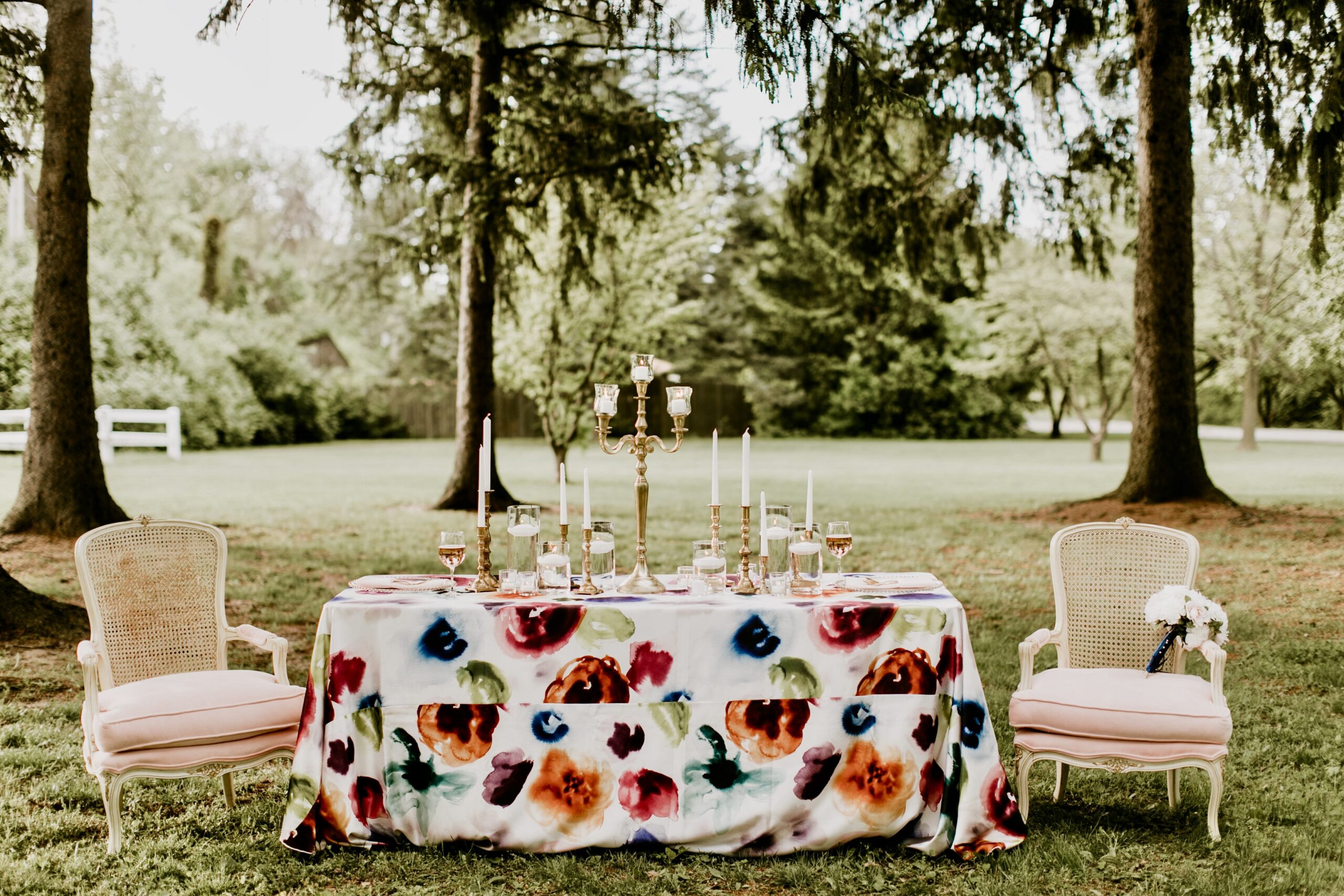 View More: http://courtneysmithphoto.pass.us/spring-styled-shoot