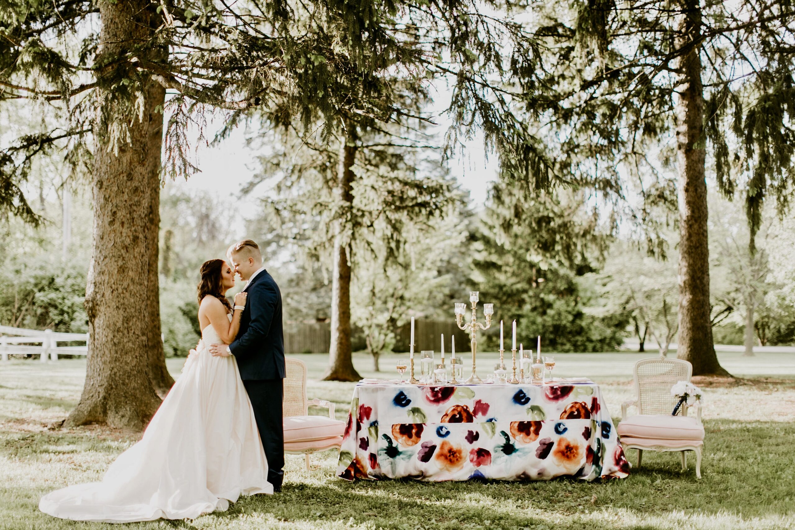 View More: http://courtneysmithphoto.pass.us/spring-styled-shoot