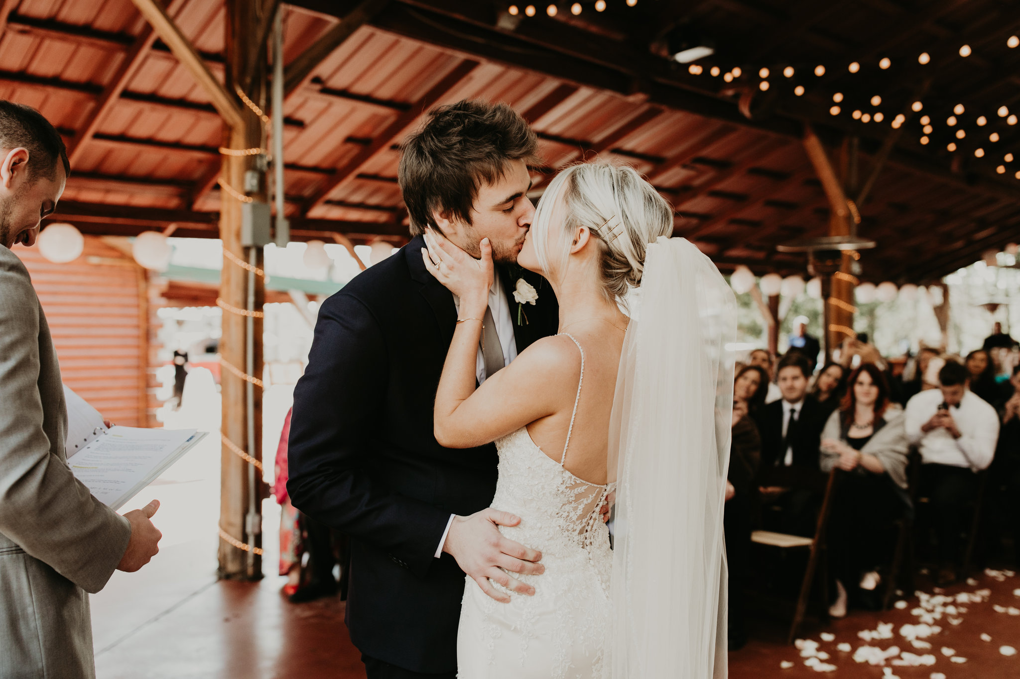 Kansas_city_wedding_photographer_harveywedding-539.JPG