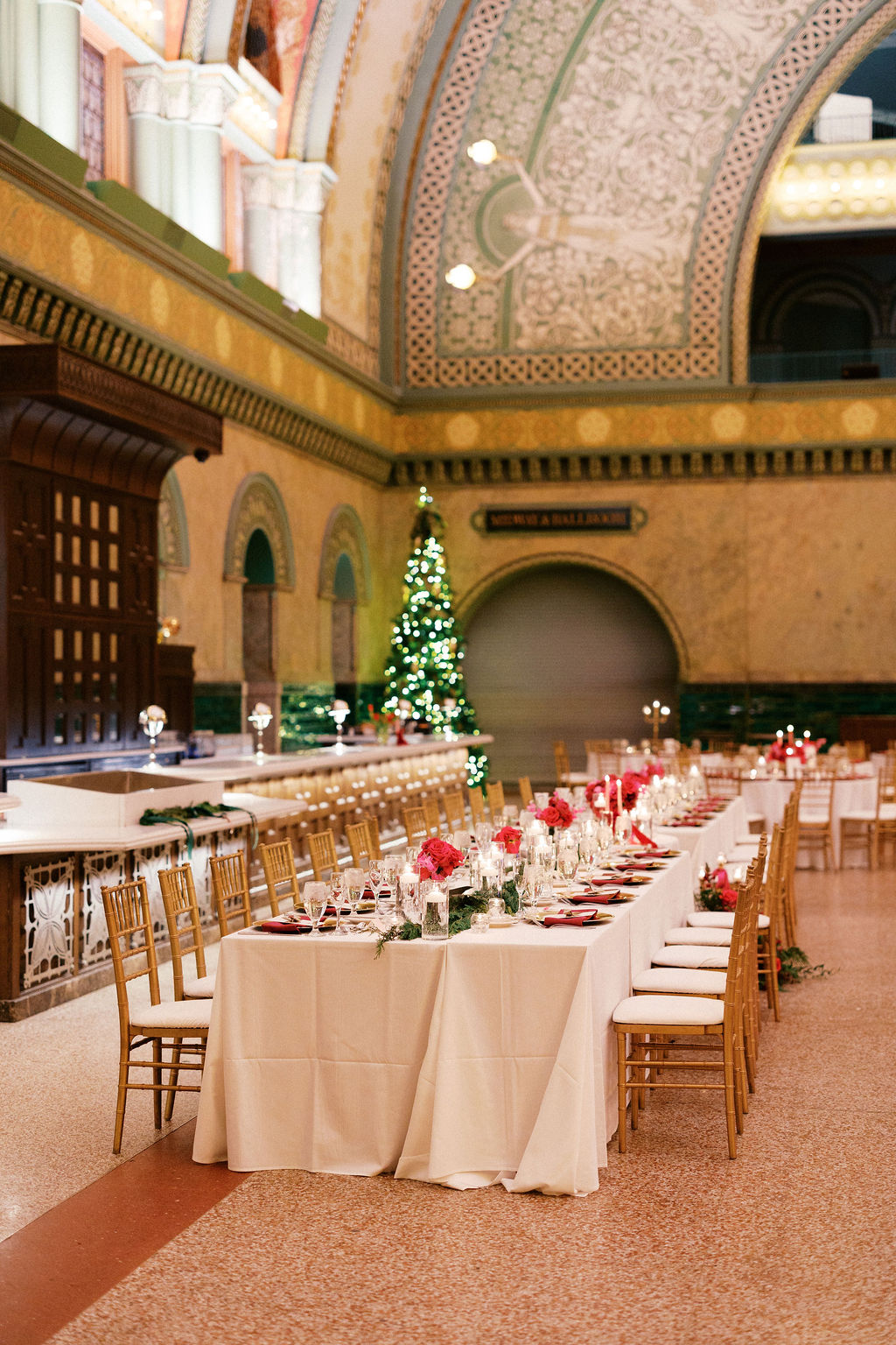 St Louis Union Station Hotel Wedding head table